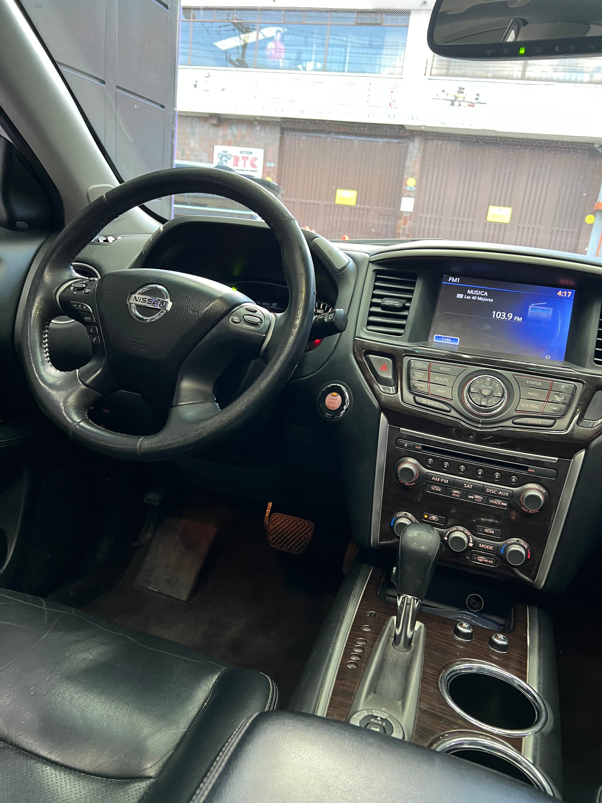 Nissan Pathfinder 2016