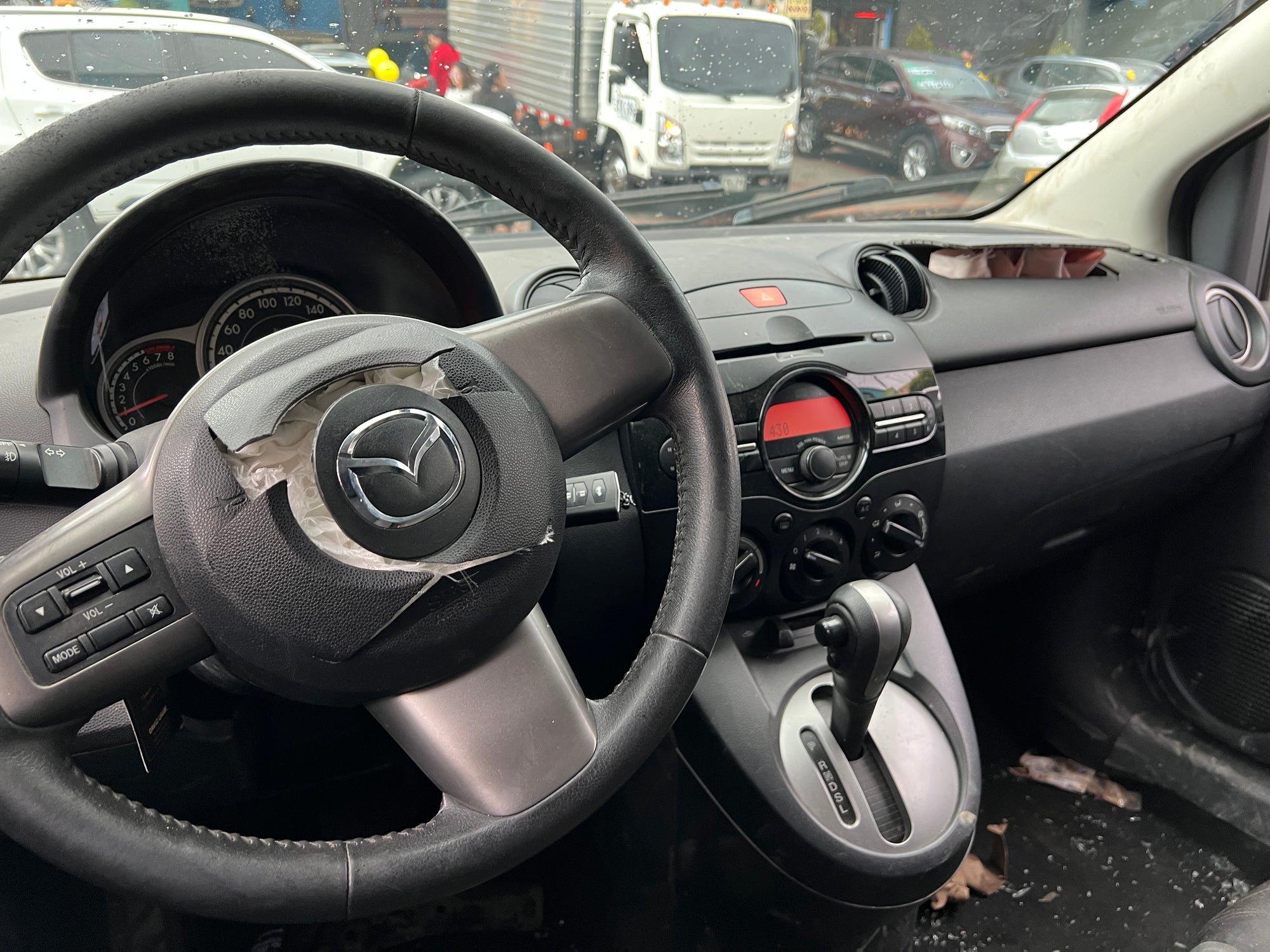 Mazda 2 Full 2012