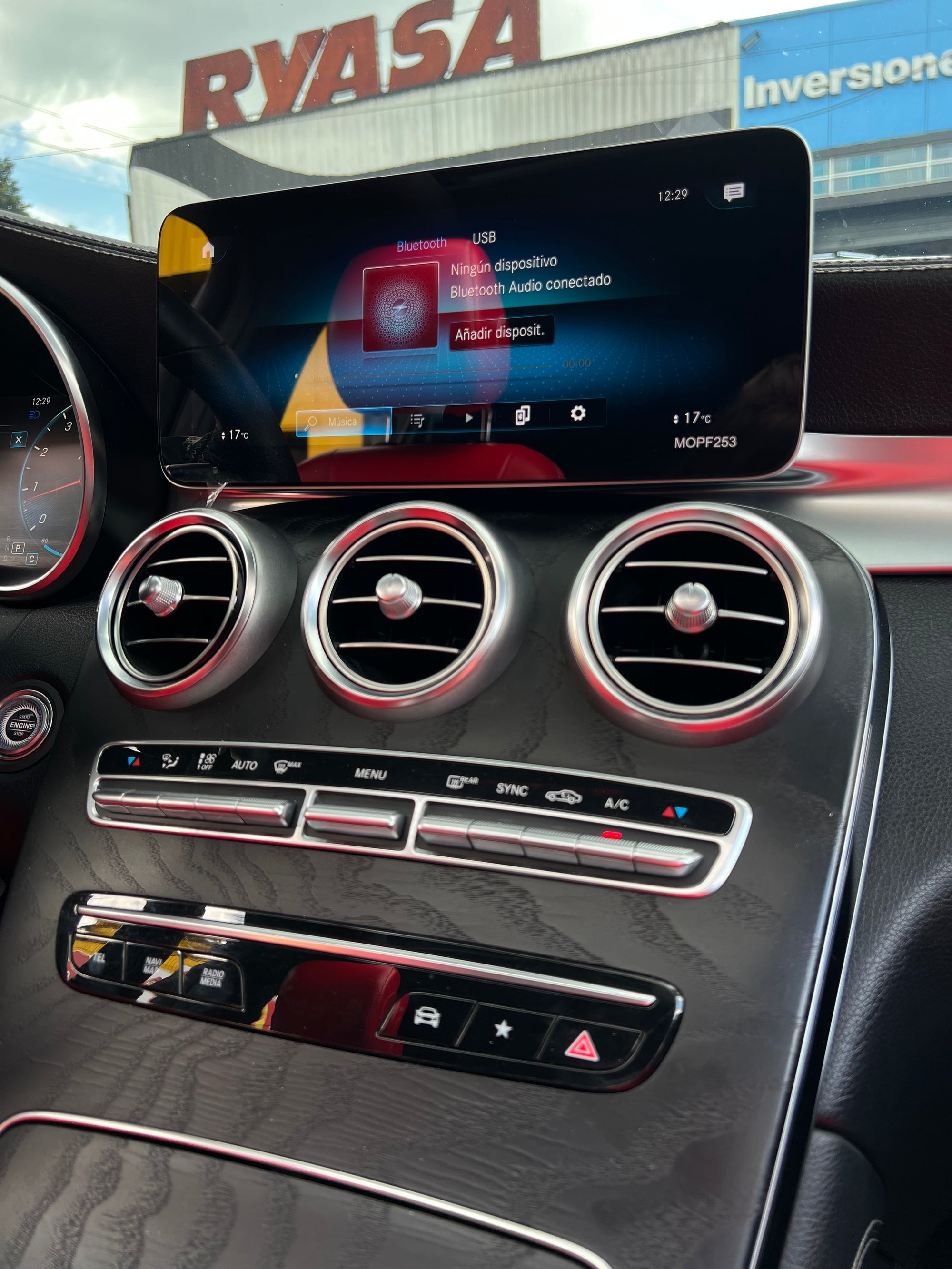 Mercedes GLC300 2020