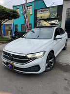 Volkswagen Jetta Highline 2023