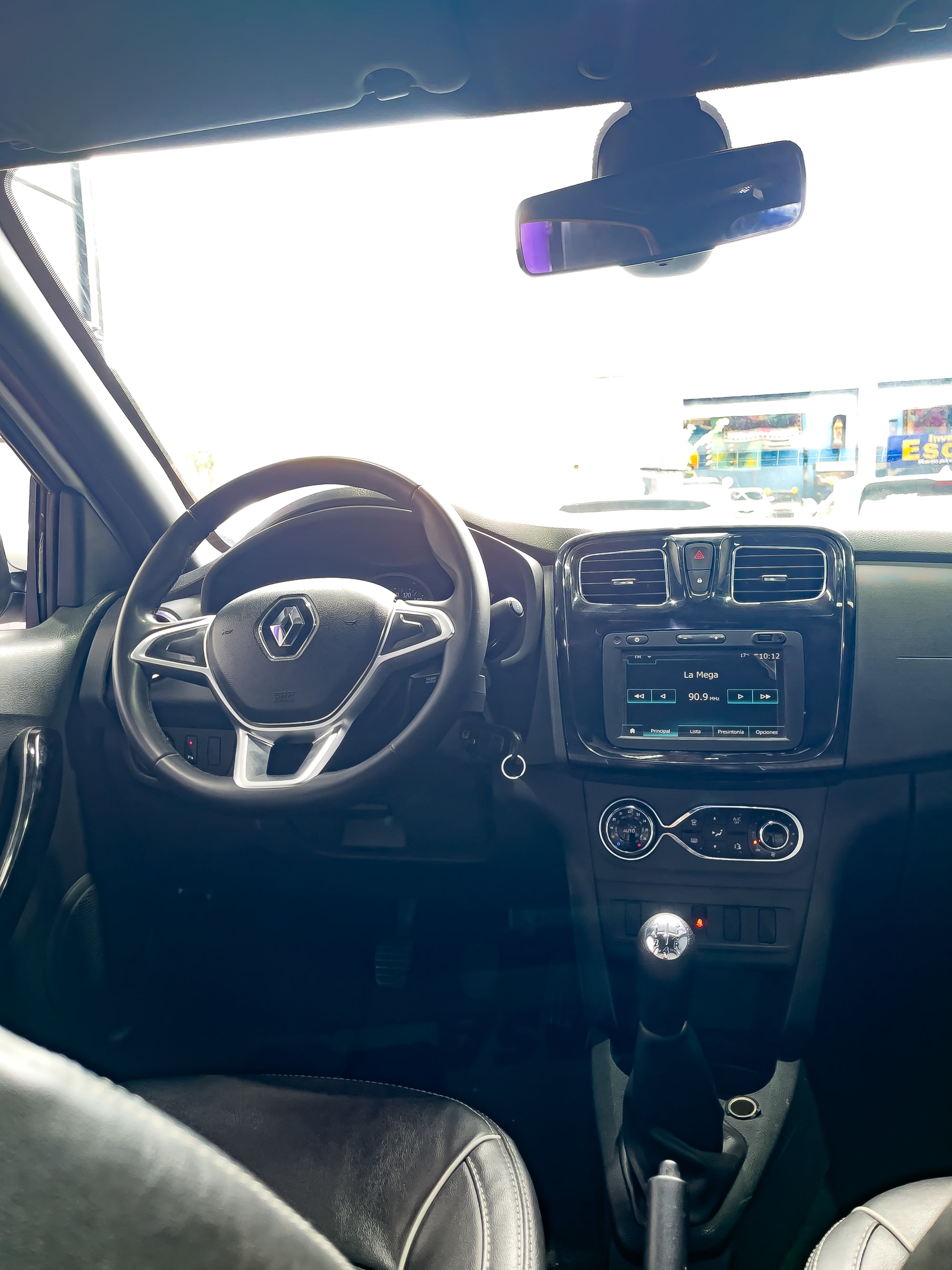 RENAULT LOGAN 2024 MECANICO