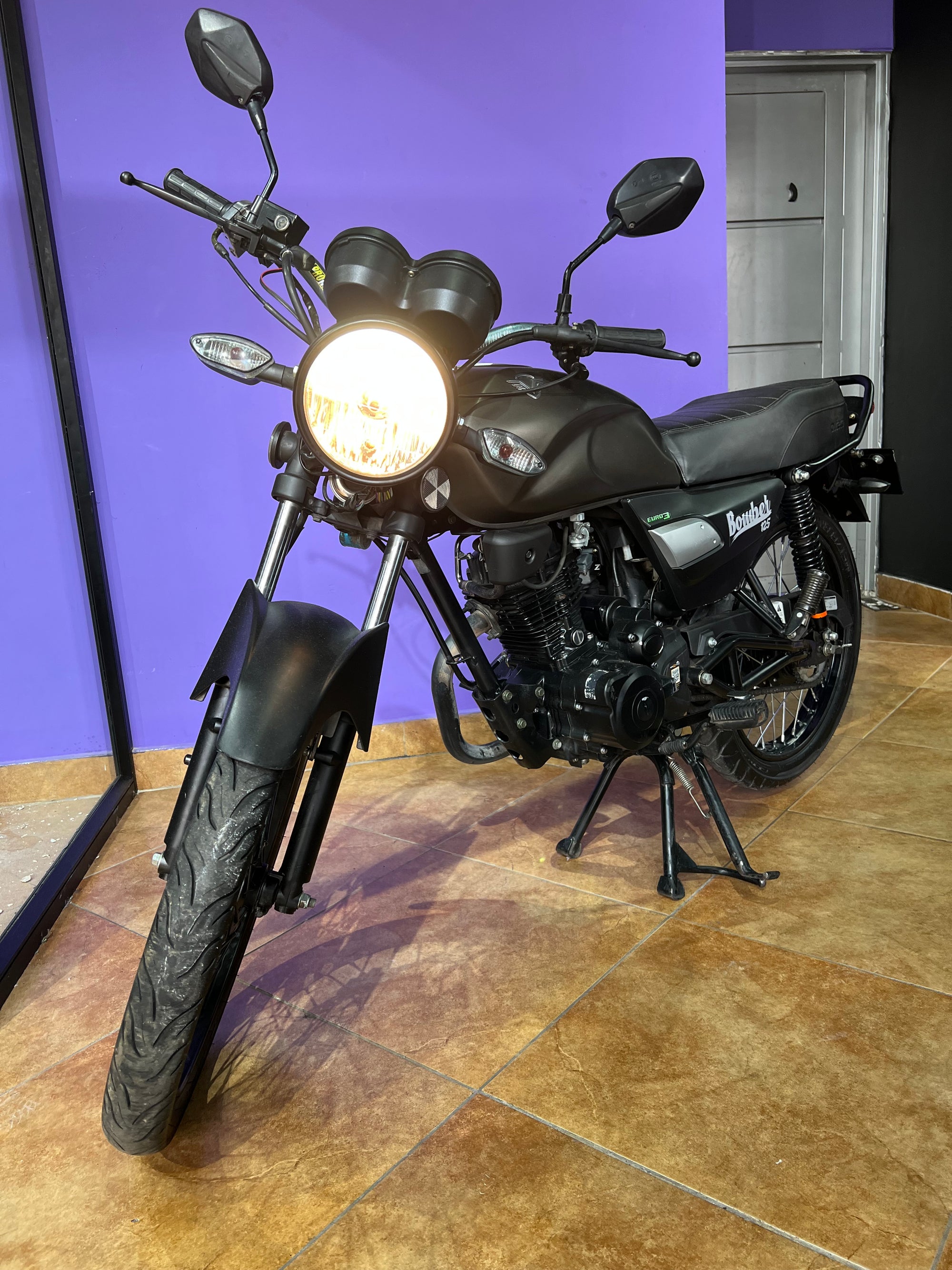 Victory Bomber 125 2022