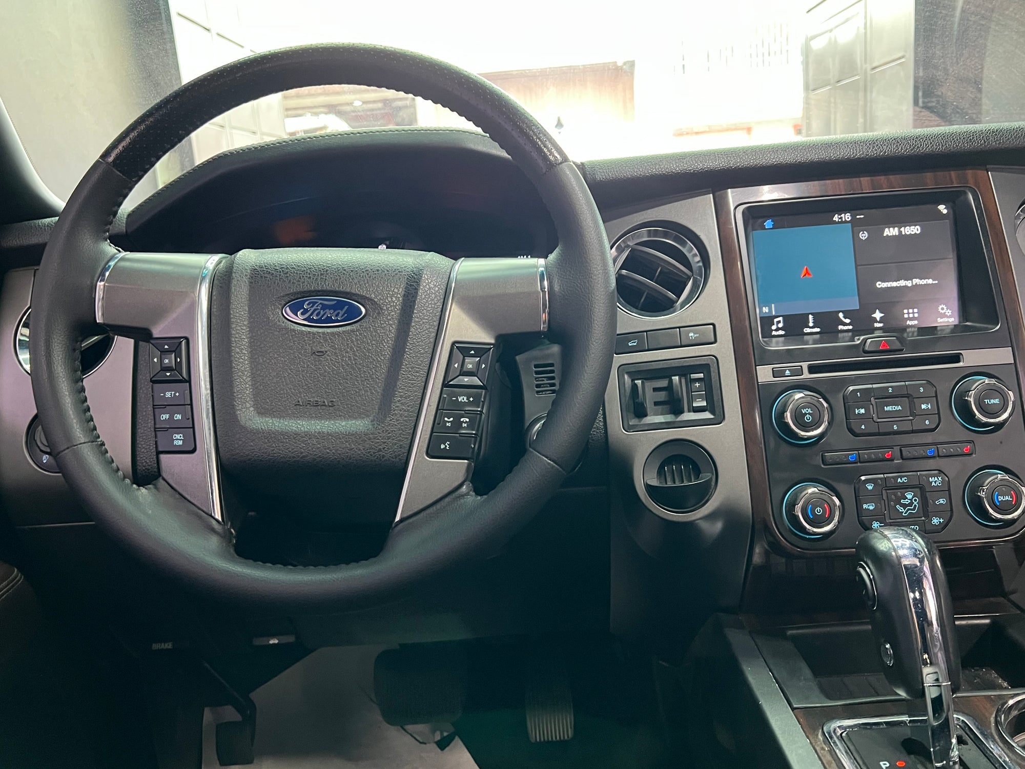 Ford Expedition 2017