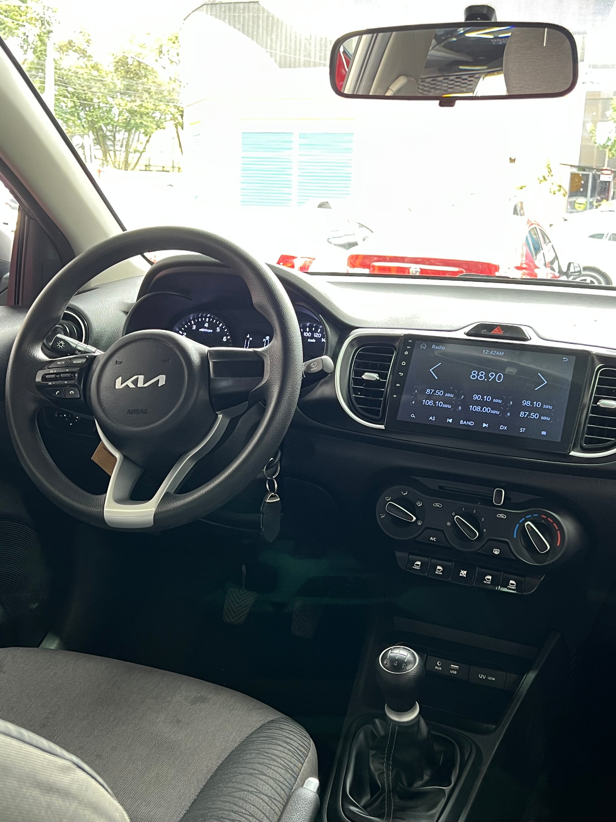 Kia Soluto 2023