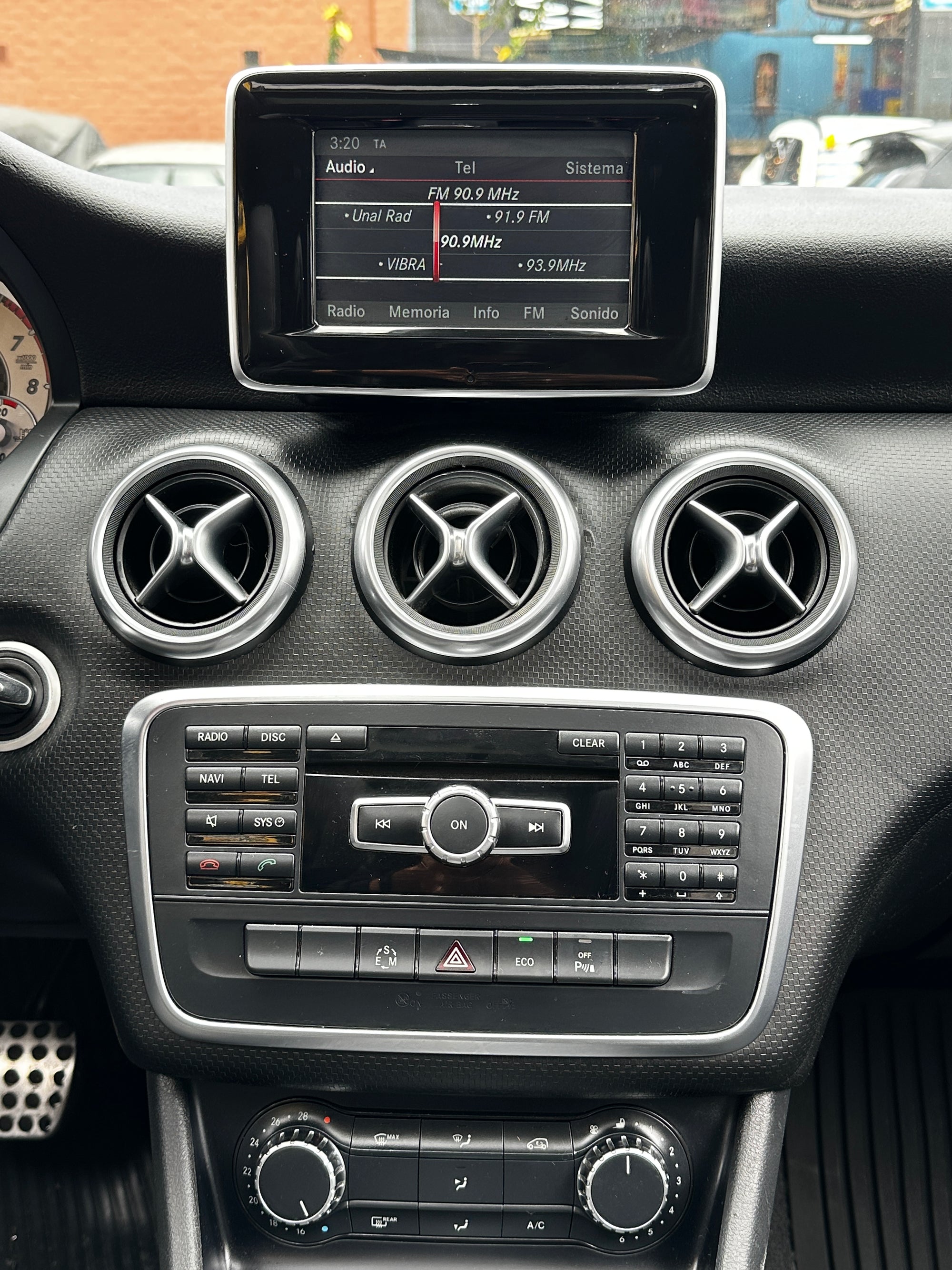 Mercedes A200 2015