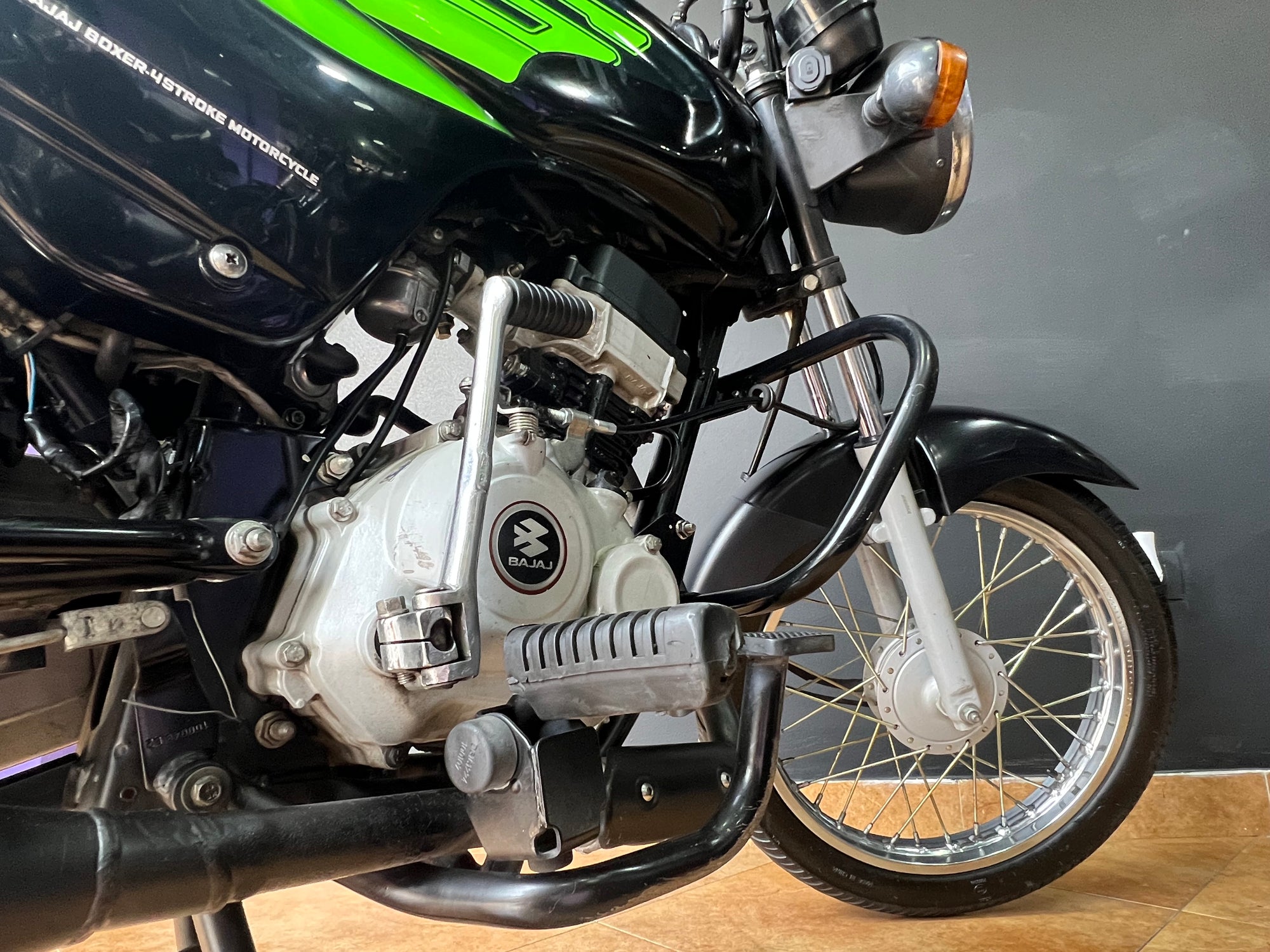 Bajaj Boxer S 2023