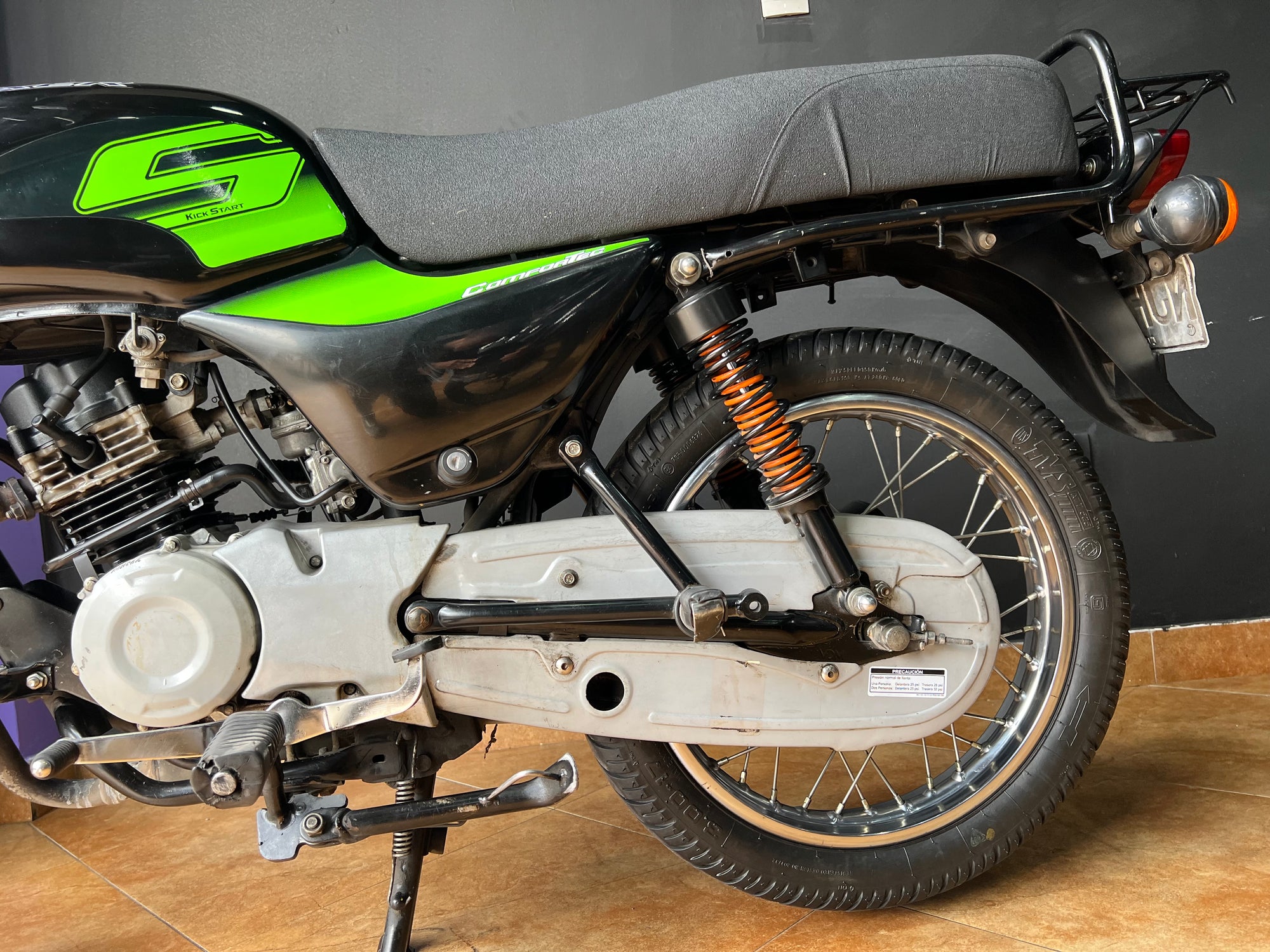 Bajaj Boxer S 2023
