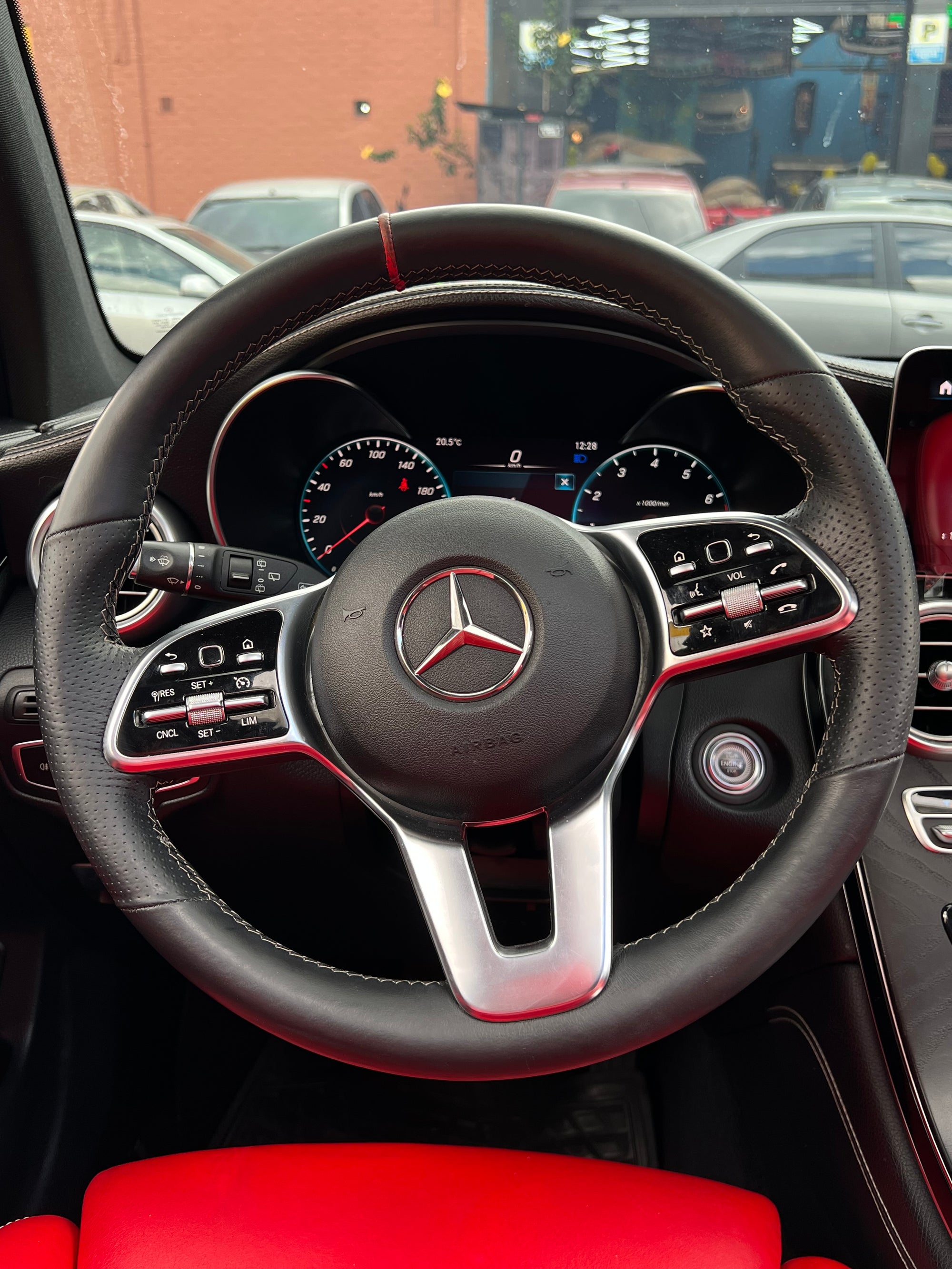 Mercedes GLC300 2020