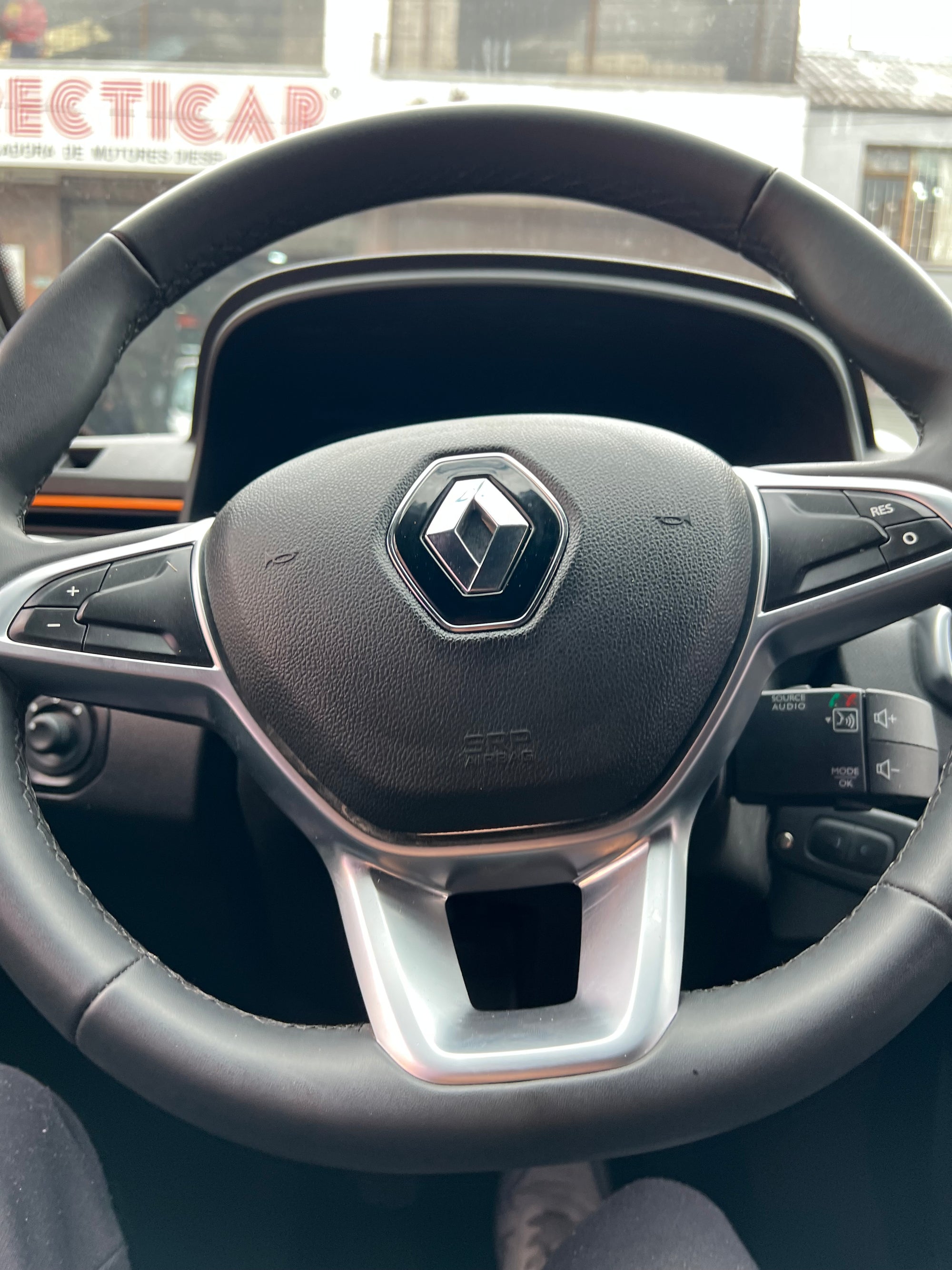 Renault Oroch 2024