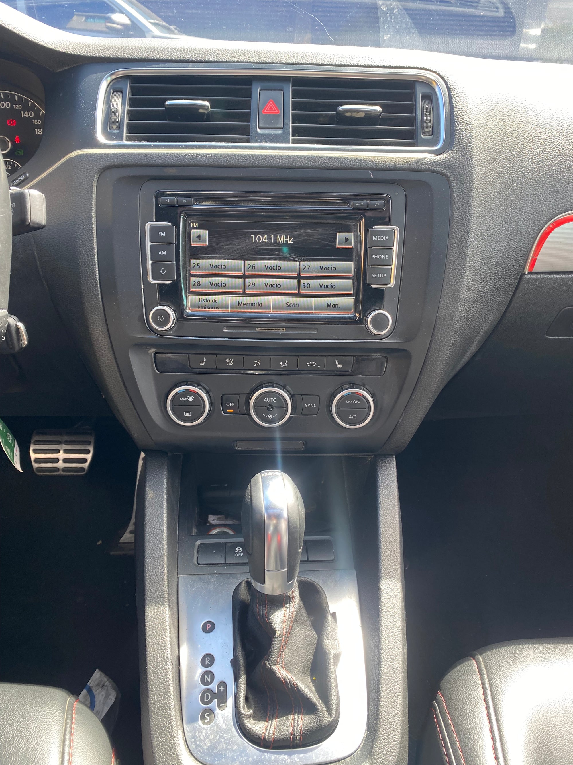 Volkswagen Jetta GLI 2014