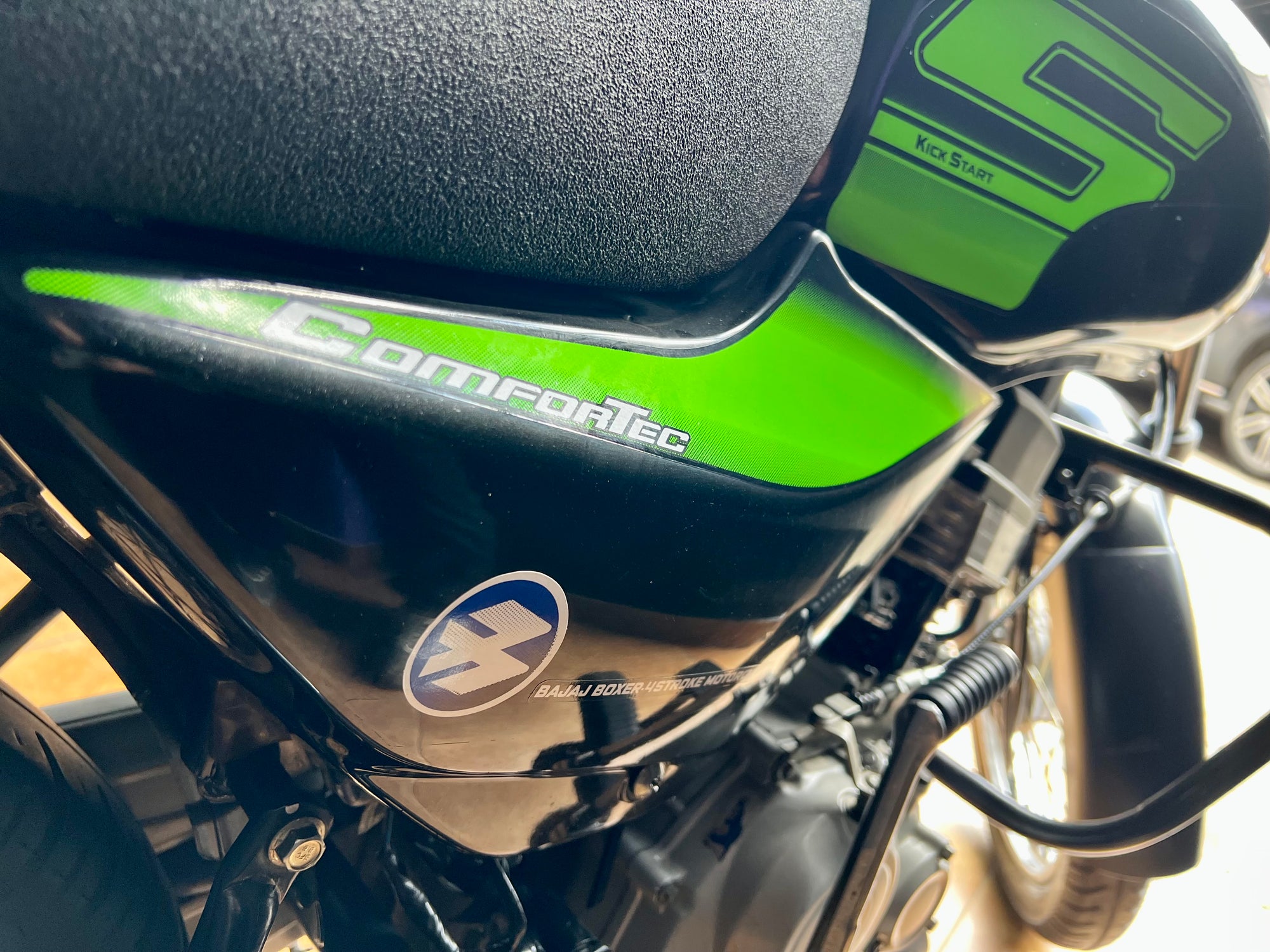 Bajaj Boxer S 2023