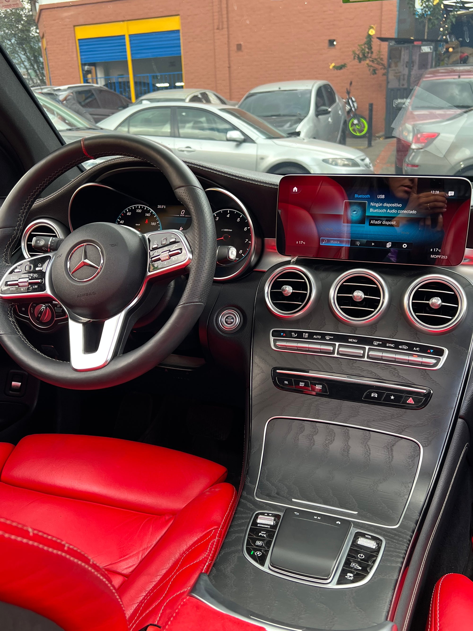 Mercedes GLC300 2020