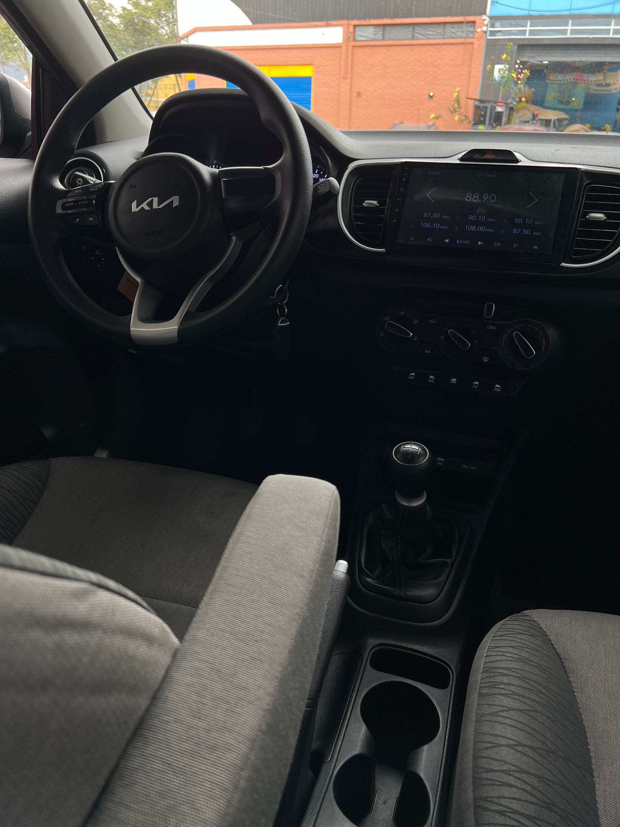 Kia Soluto 2023