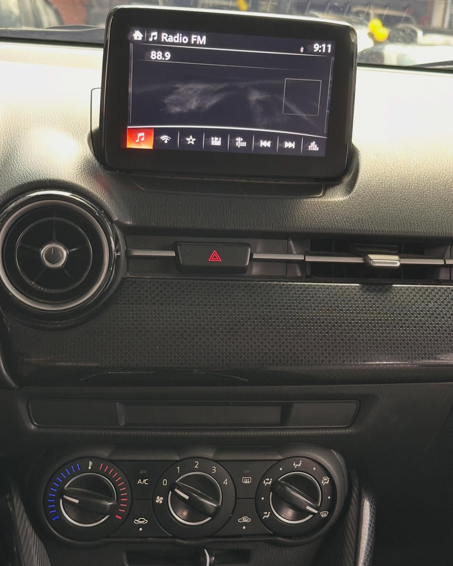 Mazda 2 Touring 2020