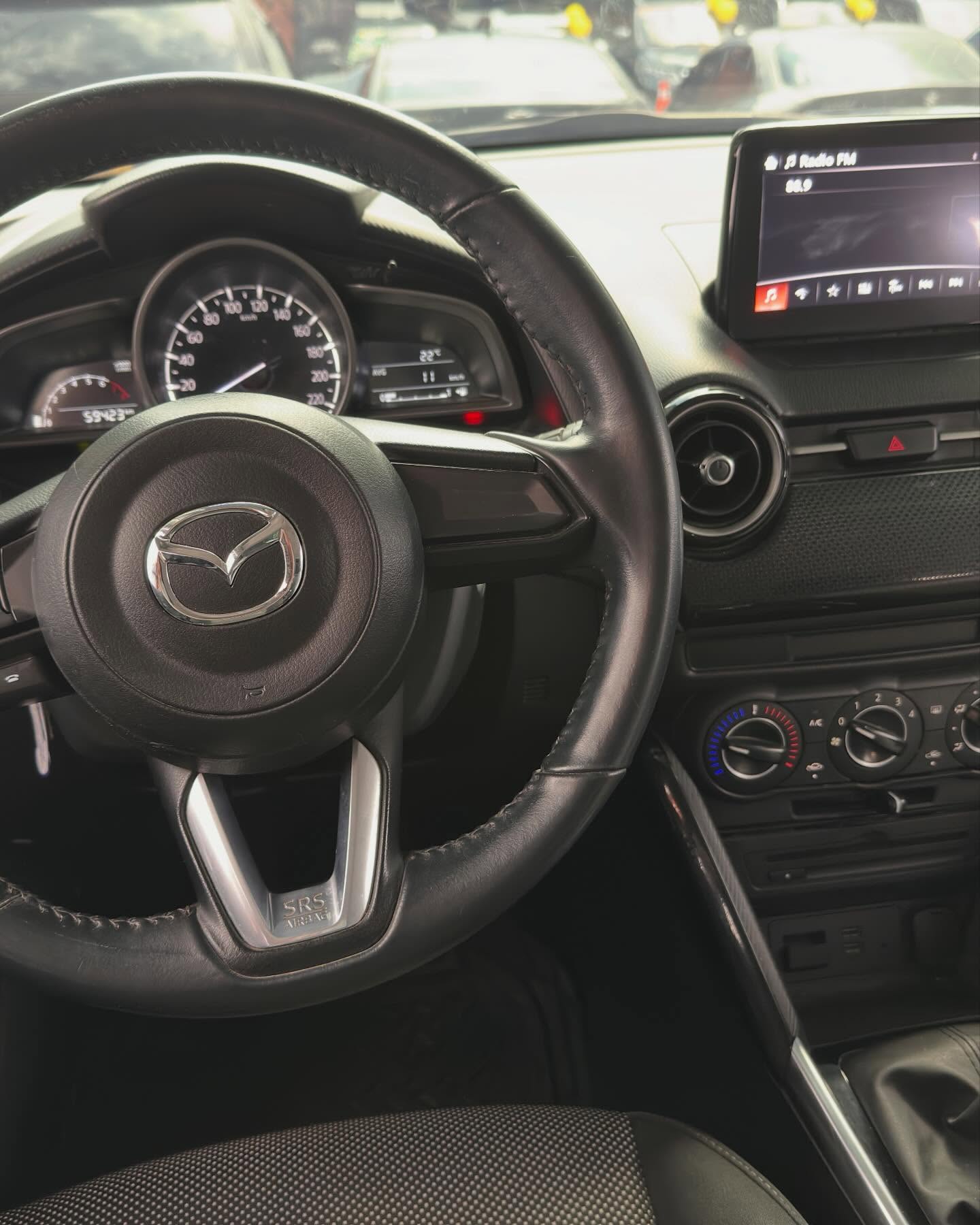 Mazda 2 Touring 2020